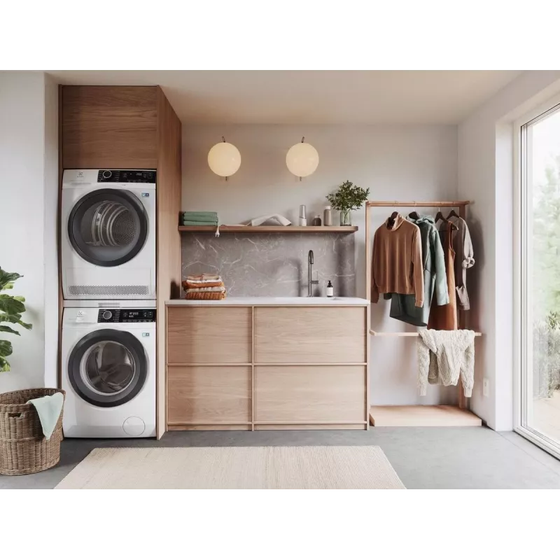 Stiprinimo komplektas Electrolux E1WYHSK2 baltas — džiovyklės montavimui ant skalbimo mašinos, 1 vnt.