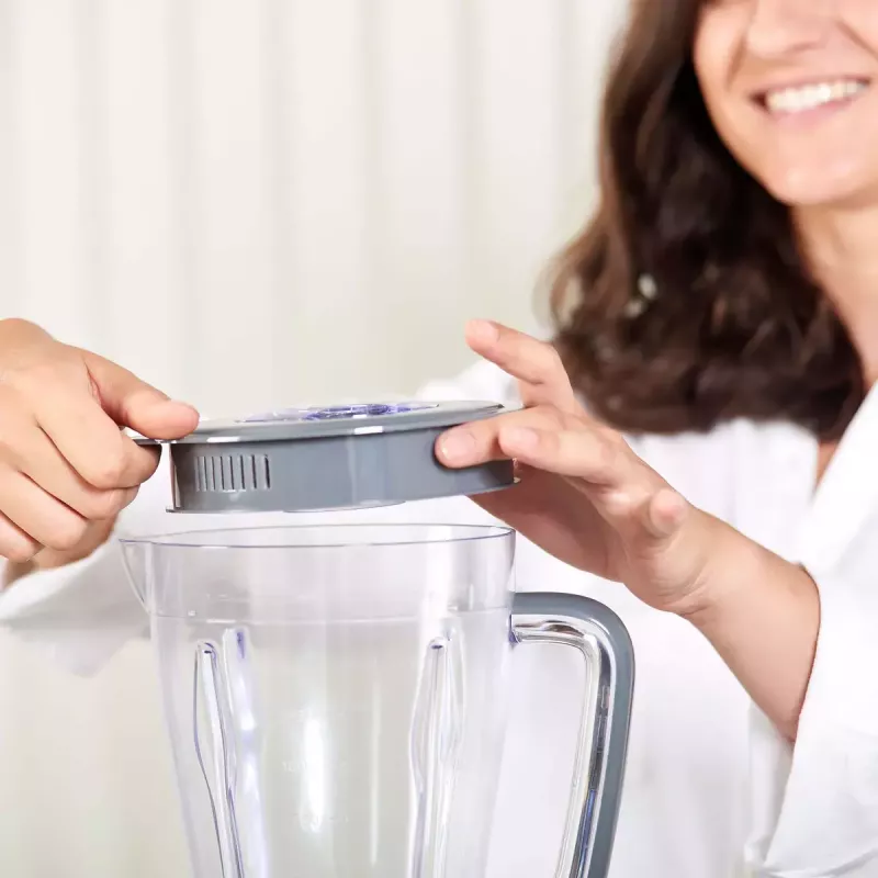 Stalo blenderis Black & Decker BXJB500E — 1,5 L stiklinis indas, 500 W, 2 greičiai, pulsavimas, ledo smulkinimas