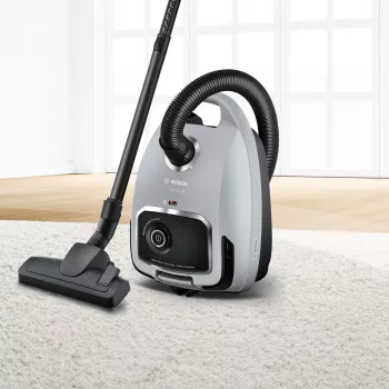 Bosch Serie 6 BGB6X330 dulkių siurblys su maišeliu, 600 W, 4 L maišelis, HEPA filtras, sausam valymui