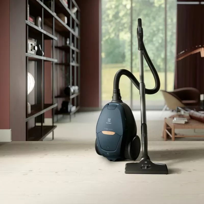 Cikloninis dulkių siurblys Electrolux PD82-8DB, sausas valymas, dulkių maišas, 3.5 L, EPA E12, 12 m spindulys
