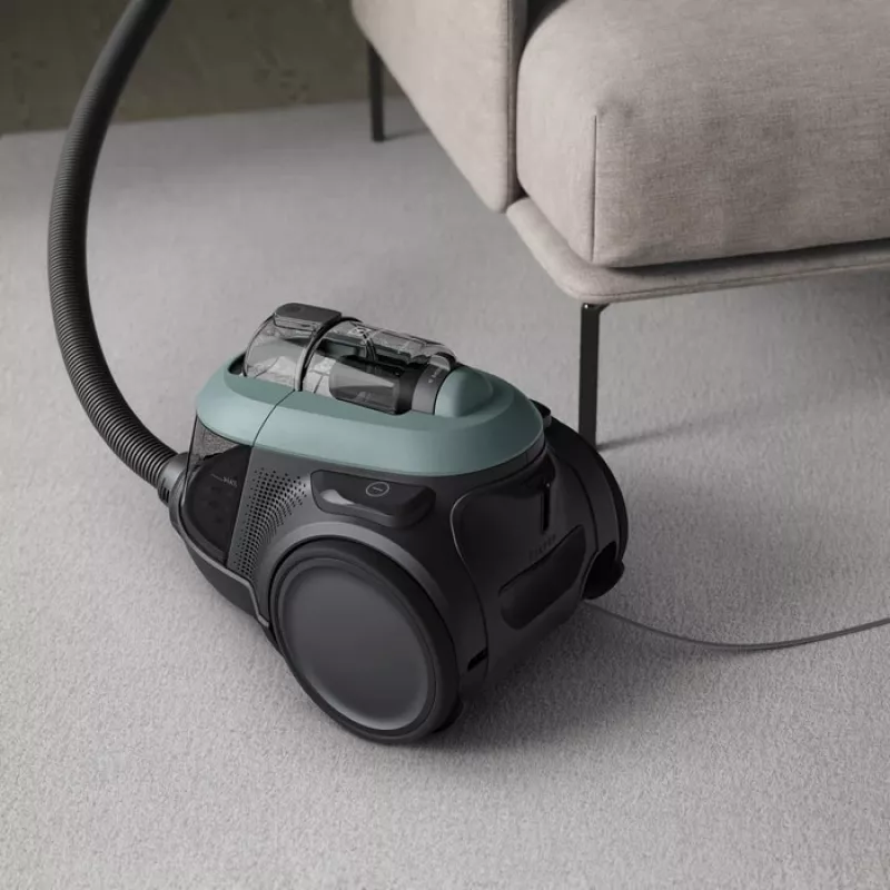 Electrolux EL61C2OG Žalias – bekontaktis dulkių siurblys