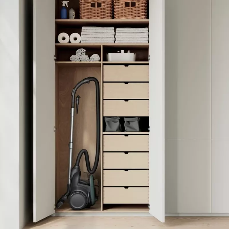 Electrolux EL61C2OG Žalias – bekontaktis dulkių siurblys