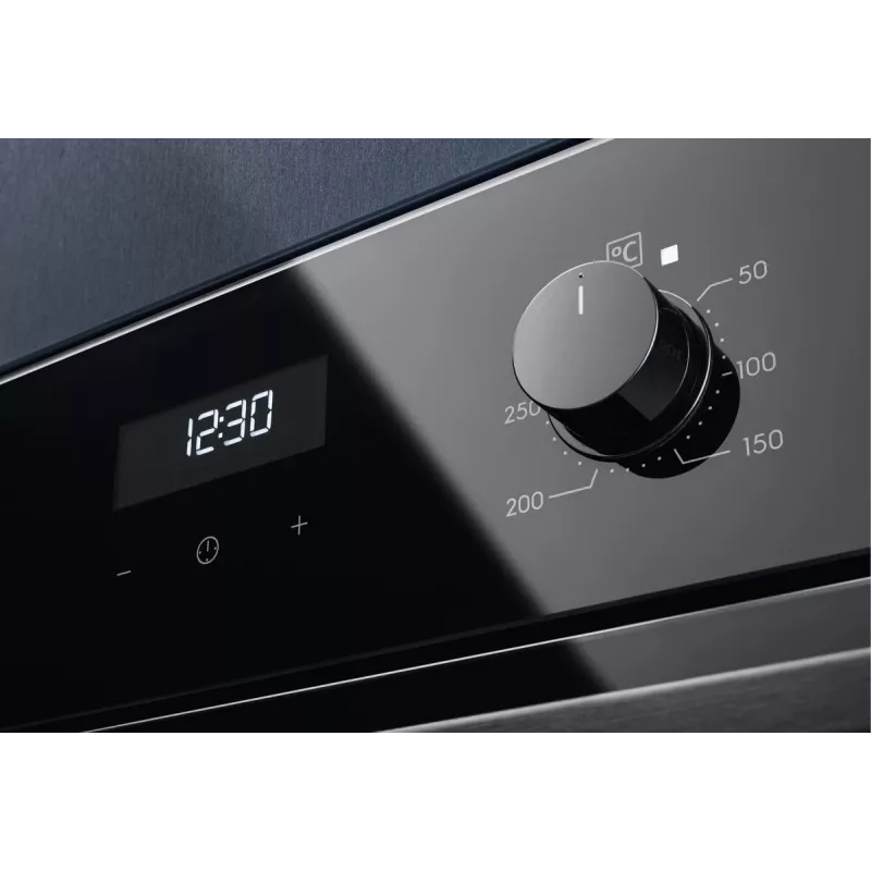 Įmontuojama elektrinė orkaitė Electrolux Serie 600 EOD5H70BZ, 65 L, 2750 W, juoda, sukamoji rankenėlė, LED ekranas
