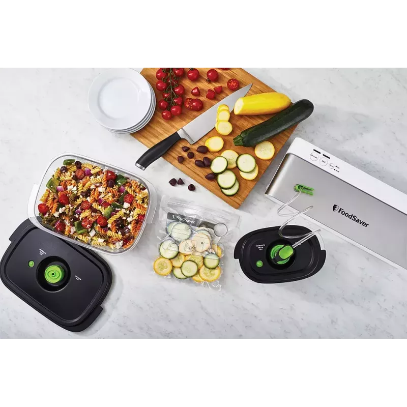 Vakuuminis maisto pakuotuvas FoodSaver VS0100X su sukamuoju valdikliu, komplekte ritinys ir 4 maišeliai, sidabriškai baltas