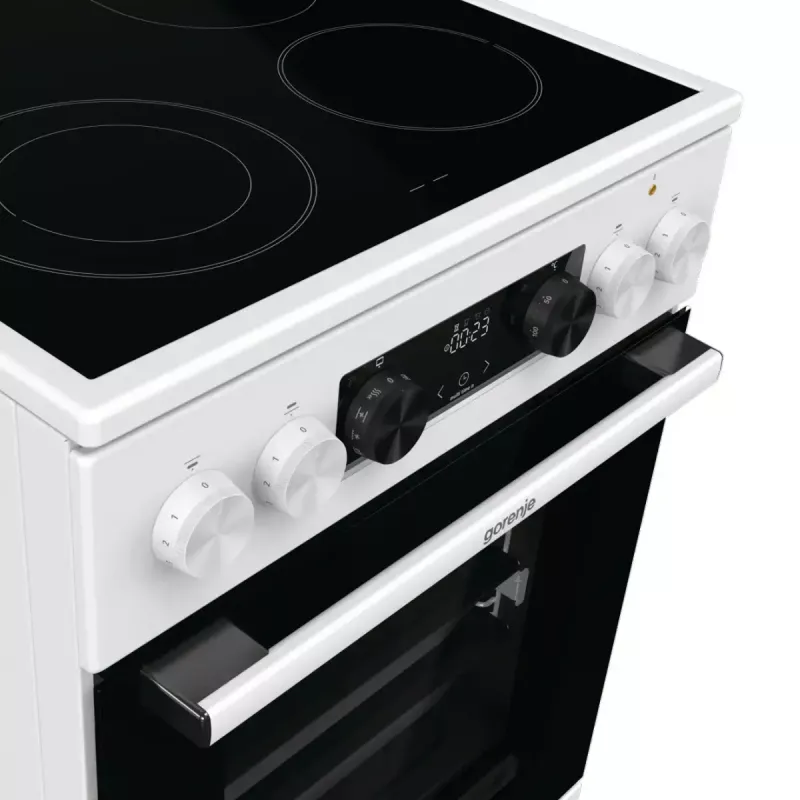 Laisvai pastatoma elektrinė viryklė Gorenje GECS5C70WA, kaitlentė su keturiomis kaitvietėmis, balta, orkaitė 70 l, sukamosios rankenėlės, LED ekranas