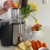Išcentrinė sulčiaspaudė MPM MSO-18-M, 1000 W, 1 L talpa, 2 greičiai, nerūdijantis plienas, juoda/sidabrinė