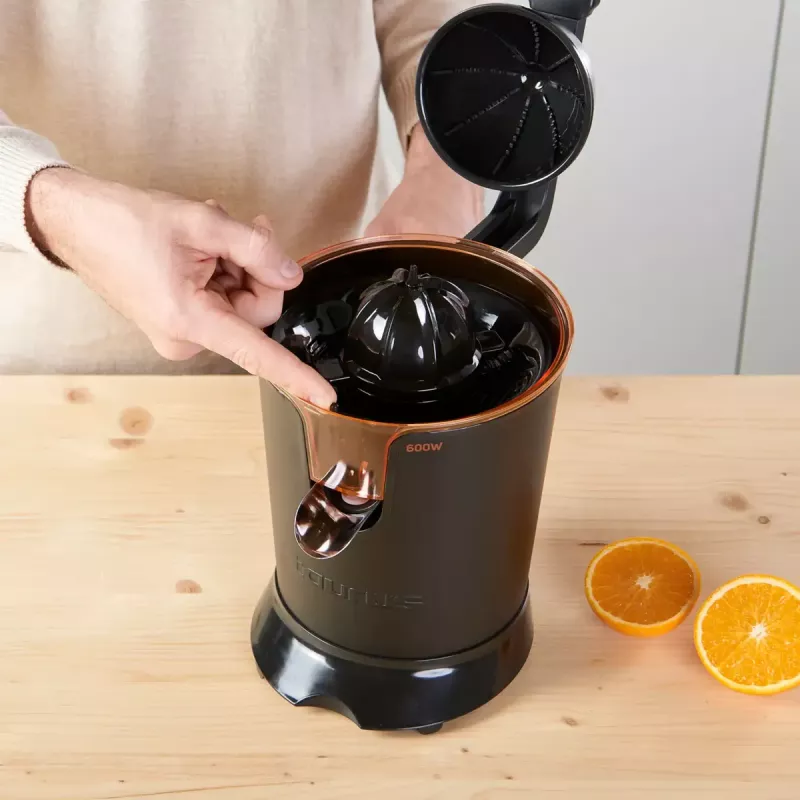 Išcentrinė sulčiaspaudė Taurus Easy Press 600 – 600 W, 0,65 L talpa, nerūdijančio plieno korpusas, lašėjimo stabdymas