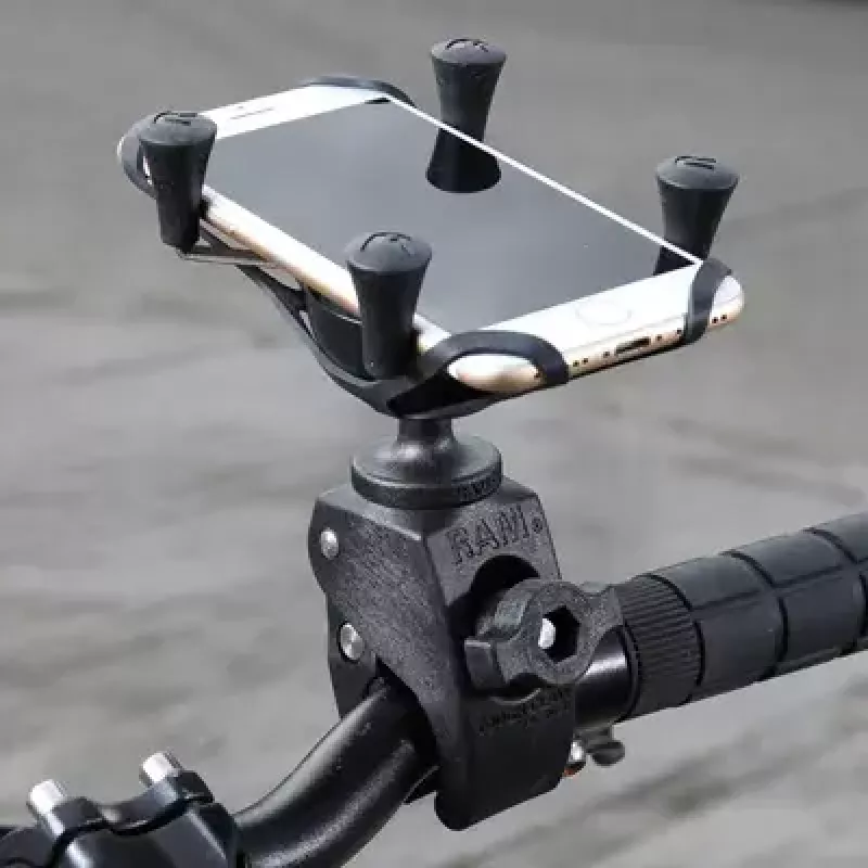 Telefono laikiklis RAM Mounts X-Grip su žemo profilio Tough-Claw pagrindu