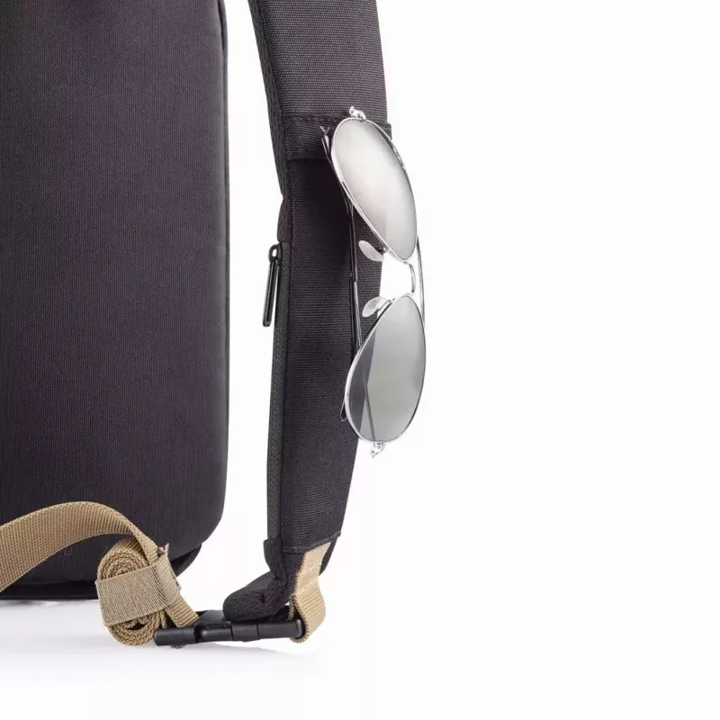 Antivagis kuprinė XDDESIGN Bobby Sling – juoda, vandeniui atspari, RFID kišenės, planšetinio kompiuterio skyrius, 4 L, 530 g