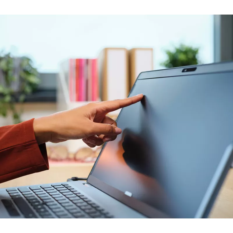 Trust Primo privatumo filtras 15.6 colių monitoriui/nešiojamam kompiuteriui, berėmis