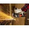 Kampinis šlifuoklis Black & Decker BCG720N – belaidis 18V Li-Ion, 12,5 cm diskas, iki 8600 aps./min., 3 rankenos padėtys