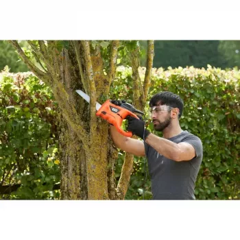 Pjūklas Black & Decker KS880EC-QS – rankinis pjūklas, geležtės ilgis 23,9 cm, ergonomiška rankena, oranžinė