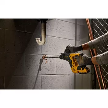 Pertrūkimo plaktukas DeWALT DCH072NT-XJ