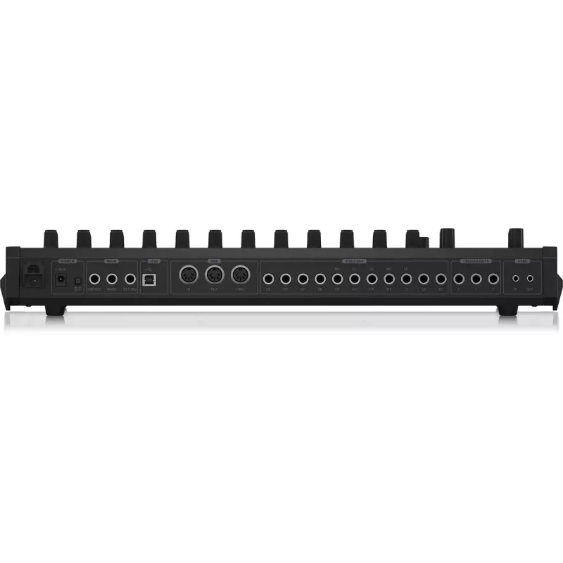 Ritmo ir būgnų mašina Behringer RD-8 MKII, kalibravimo diapazonas 10–15000 Hz