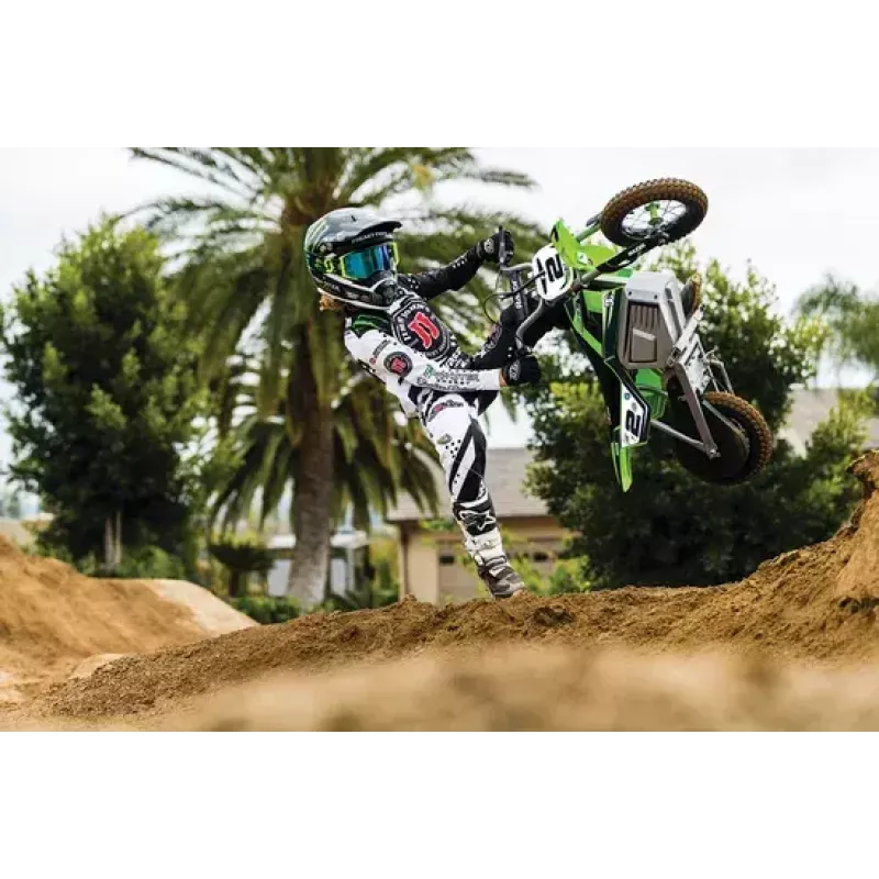 Elektrinis paspirtukas Razor Dirt Rocket SX350 McGrath — 24V, 22 km/h, 12 colių ratai, vienvietis, juodas