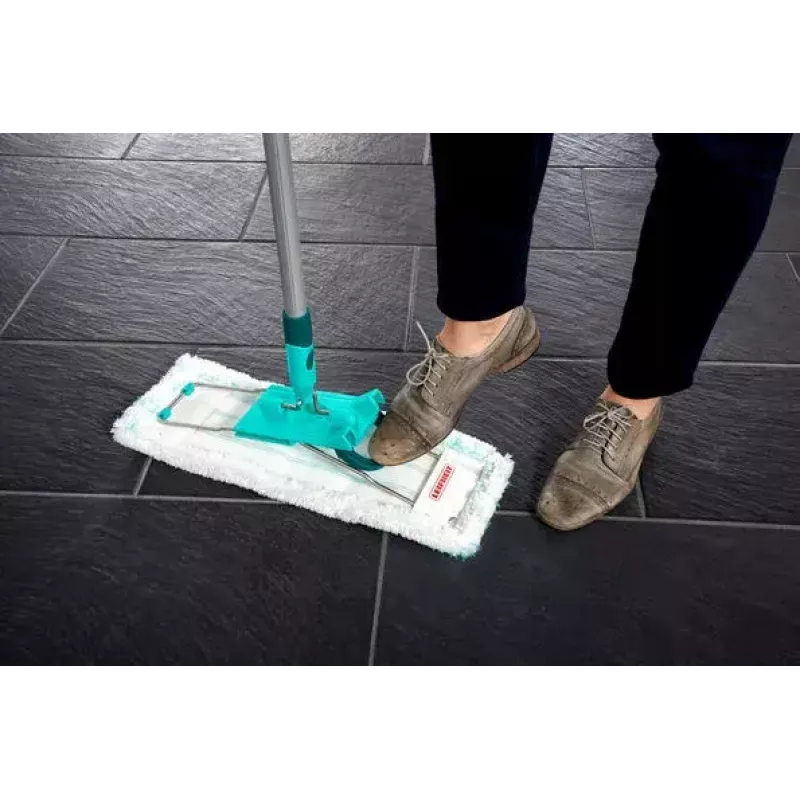Leifheit 55045 Wet Microfiber plokščia šluota su mikropluošto antgaliu