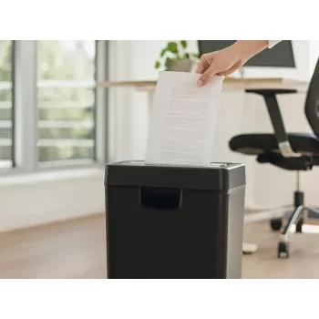 Smulkintuvas TRACER Edge10L kryžminis pjūvis, 10 lapų talpa, 6 mm pjūvis, 10 L krepšelis, juodas