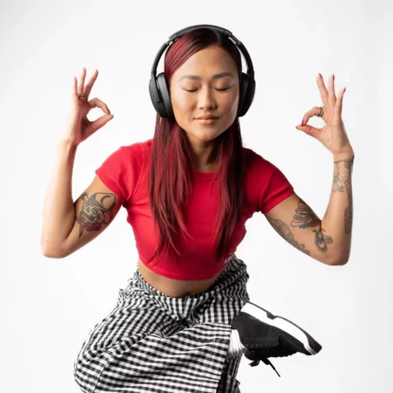 Ausinės Skullcandy Crusher Evo – belaidės ir laidinės viršugalvinės ausinės, Bluetooth 5.0, 40 h baterija, USB-C, 3,5 mm, sulankstomos, juodos