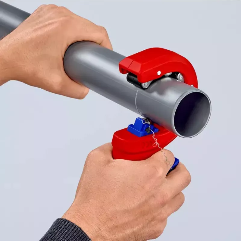 Vamzdžių pjoviklis Knipex 90 23 01 BK plieninis peilis plastikinė rankena 165 mm