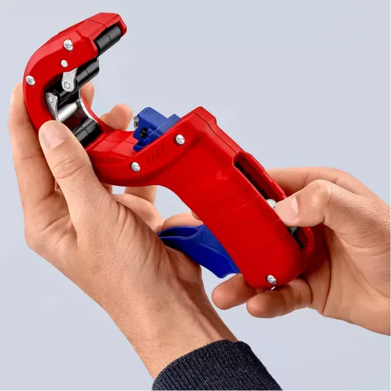 Vamzdžių pjoviklis Knipex 90 23 01 BK plieninis peilis plastikinė rankena 165 mm