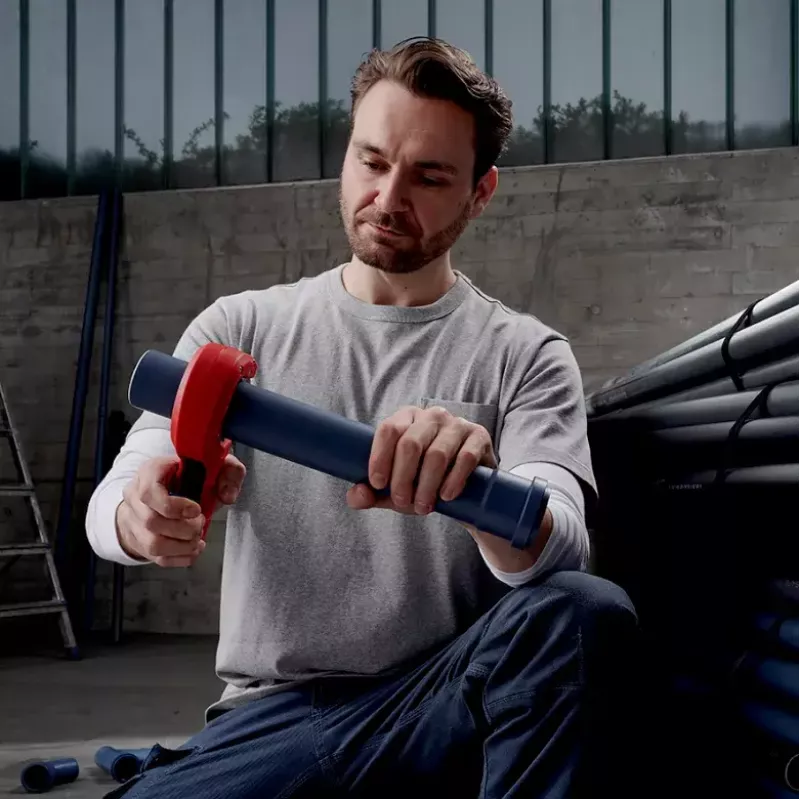 Vamzdžių pjoviklis Knipex 90 23 01 BK plieninis peilis plastikinė rankena 165 mm