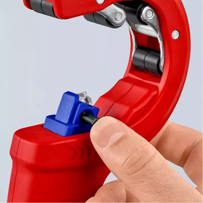 Vamzdžių pjoviklis Knipex 90 23 01 BK plieninis peilis plastikinė rankena 165 mm