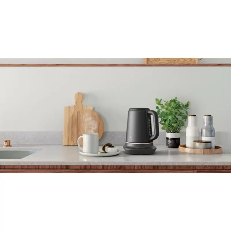 Elektrinis virdulys Electrolux E7K16BP 1,7 L 2400 W juodas, vario spalvos