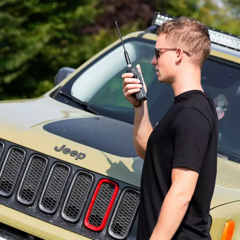 Midland C1267 dviejų krypčių radijo stotis 40 kanalų 26.565–27.99125 MHz Juoda