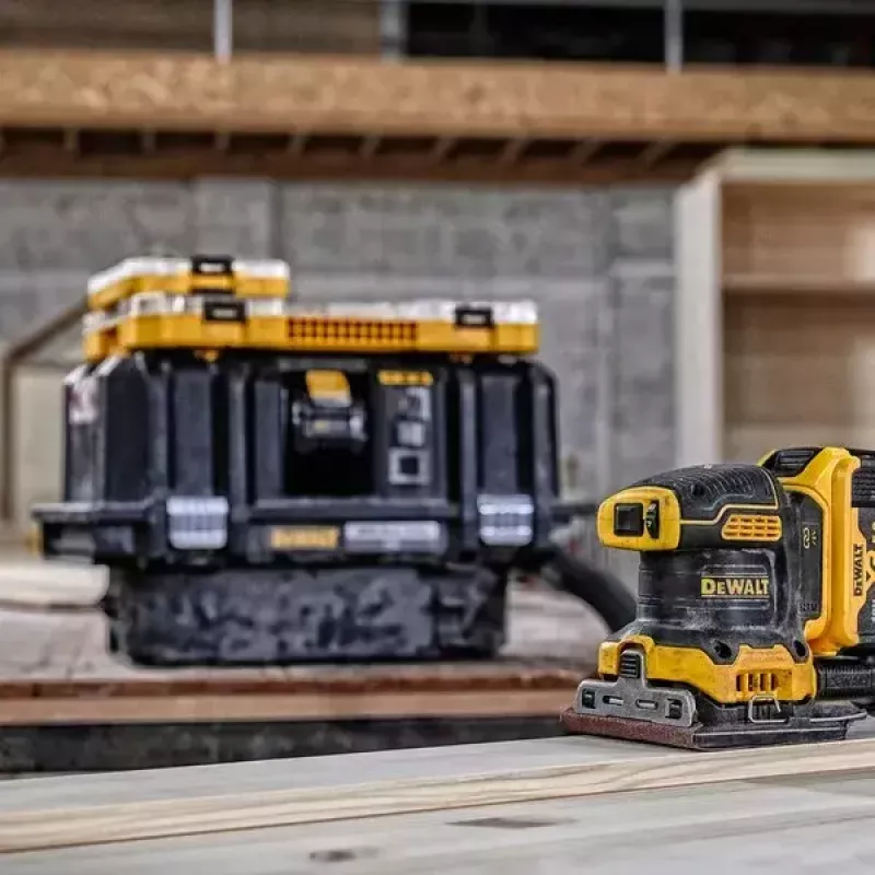 Šlifuoklis lakštinis DeWalt DCW200NT-XJ, belaidis 18 V, bešepetėlis, 1 kg, 8000–13500 OPM, 1,6 mm orbit, dulkių išmetimo anga, laikymo dėklas