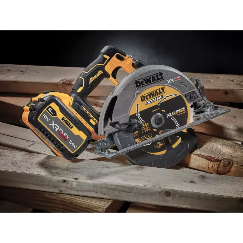 Stačiakampis pjūklas DeWALT DCS573NT-XJ