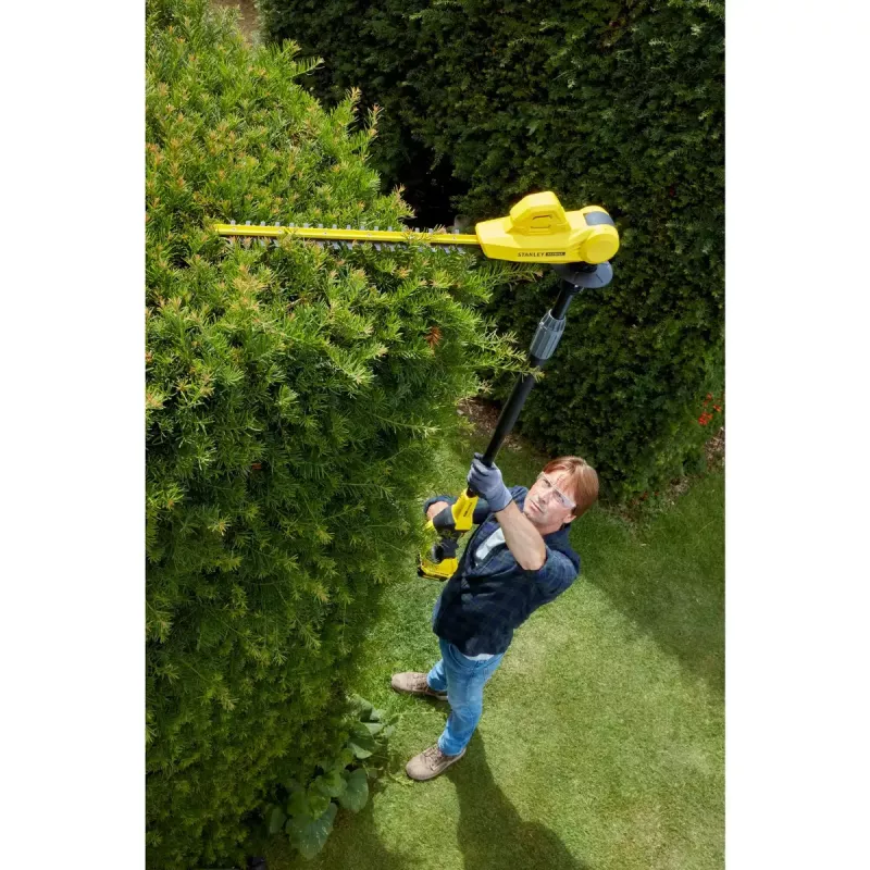 Akumuliatorinis gyvatvorių karpymo pjūklas su teleskopine rankena STANLEY FATMAX SFMCPH845M1-QW — 45 cm dviguba geležtė, 18 V Li‑Jon, 4,1 kg