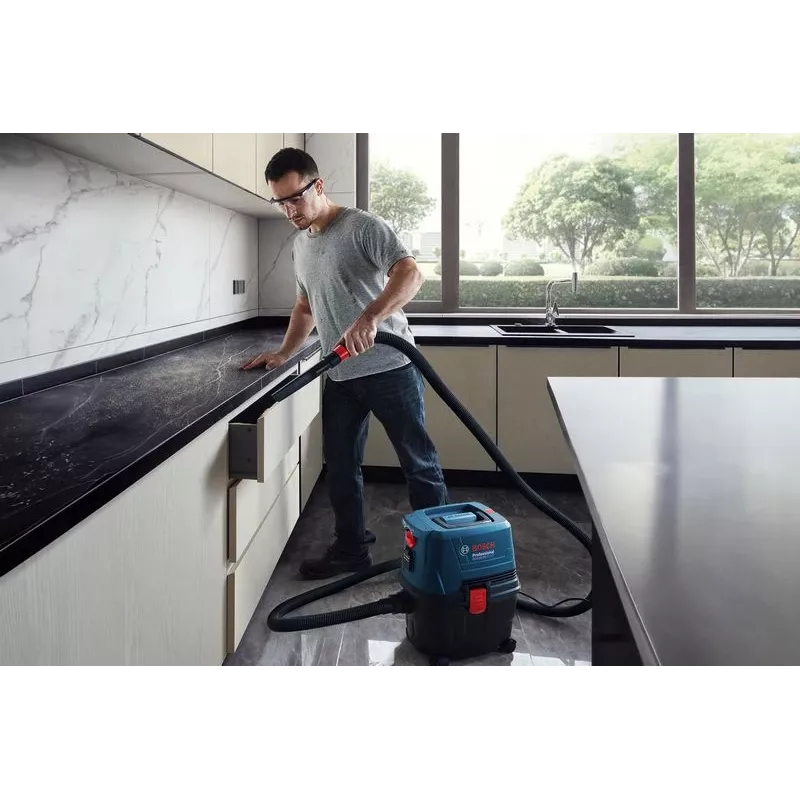 Cilindrinis dulkių siurblys Bosch GAS 15 PS Professional — sausas, 1100 W, 15 L dulkių maišas, 8 L skysčio talpa, 270 mbar
