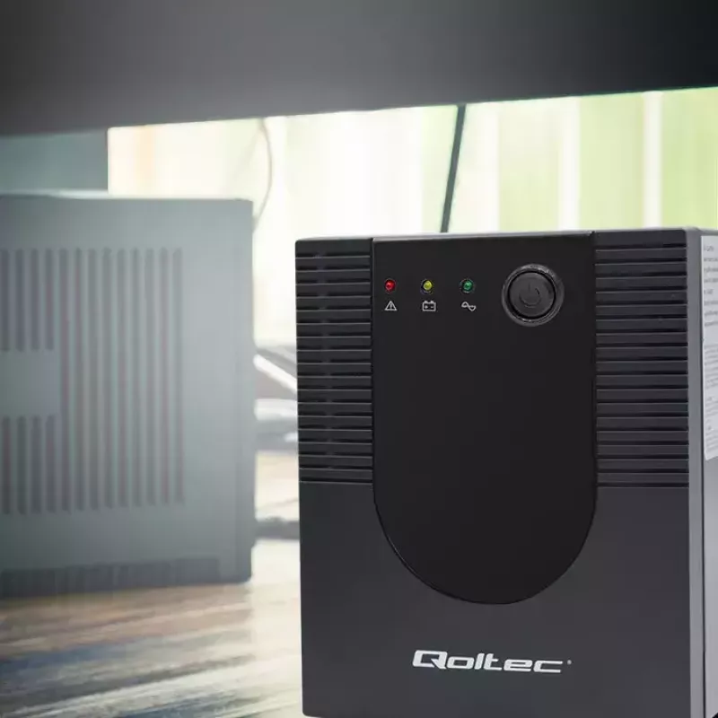 Qoltec UPS 53776 Line-Interactive 1.5 kVA 900 W 4 AC lizdai
