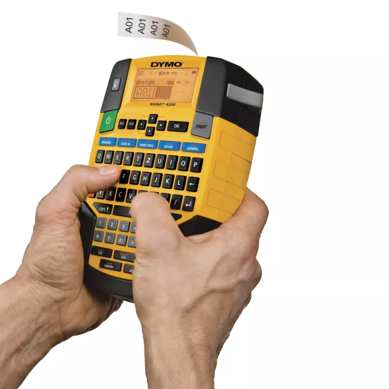 DYMO Rhino 4200 pramoninis etikečių spausdintuvas su dėklu | QWERTZ klaviatūra ir sparčiaisiais klavišais | Patvarus etikečių spausdintuvas statyboms ir sunkioms etikečių spausdinimo užduotims