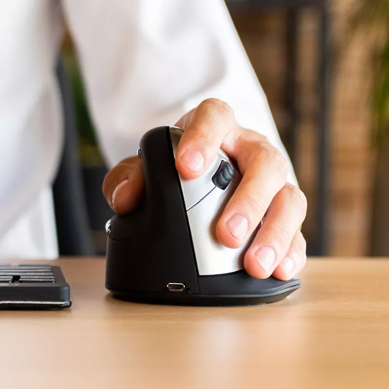 R-Go Tools Ergonomiška pelė R-Go HE Break su pertraukų programine įranga, didelė (rankos dydis ≥ 185 mm), kairiarankiams, Bluetooth, juoda