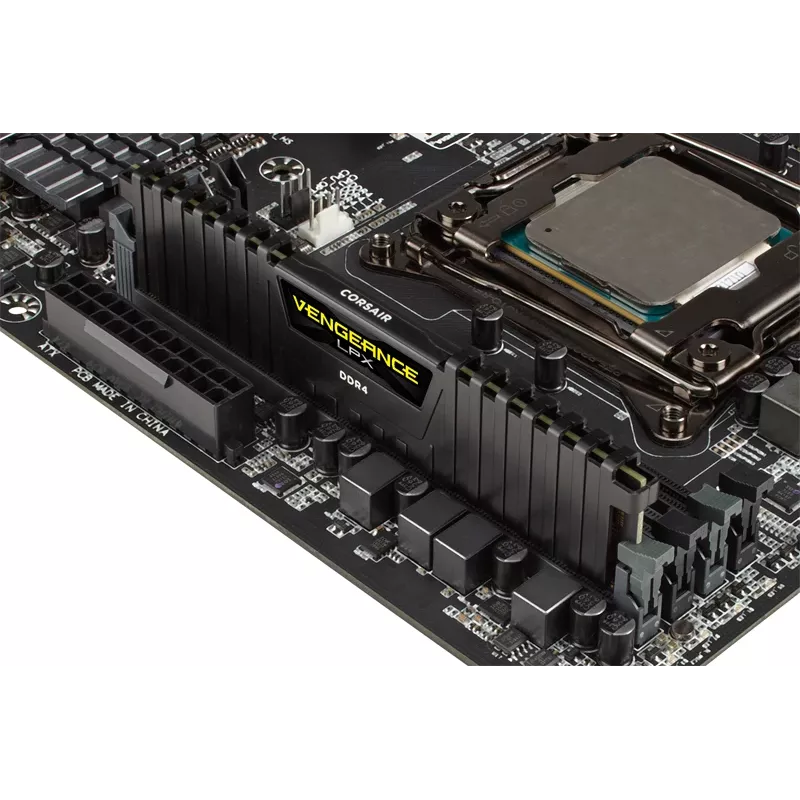 CORSAIR Vengeance LPX 32GB (4x8GB) DDR4 2666MHz C16 atminties rinkinys