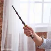 Wizarding World Harry Potter, 12 colių magiškas kolekcinis Albuso Dumbldoro burtų lazdelė su stovu ir liejiniu simboliu, Magiškos būtybės, aksesuaras kostiumams