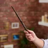 Wizarding World Harry Potter, 12 colių Magical Collector Hermione Granger lazda su stovu ir liejamu simboliu, Magiškos būtybės, Priedas kostiumams