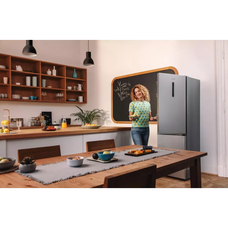 Gorenje Kombinuotas šaldytuvas-šaldiklis NRK619CAXL4 SI, 304 L, SN-N, 6 kg/24h, C, Fresh zone skyrius, Pilka