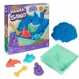 Kinetic Sand rinkinys „Smėlio dėžė“, kūrybinės Velykų dovanos, 1 mėlyno formuojamo smėlio svaras, 4 įrankiai ir formelės, laikymo dėžutė, sensorinis žaislas vaikams nuo 3 metų