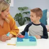 Kinetic Sand rinkinys „Smėlio dėžė“, kūrybinės Velykų dovanos, 1 mėlyno formuojamo smėlio svaras, 4 įrankiai ir formelės, laikymo dėžutė, sensorinis žaislas vaikams nuo 3 metų