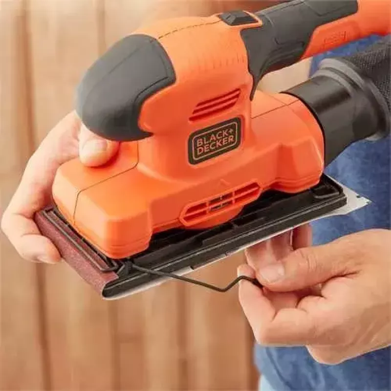 Orbitalinis šlifuoklis Black & Decker BEW220