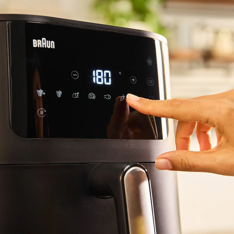 Karšto oro gruzdintuvė Braun Household MultiFry 5 HF5030 — 1700 W, 6,0 l krepšelis, juoda/sidabrinė
