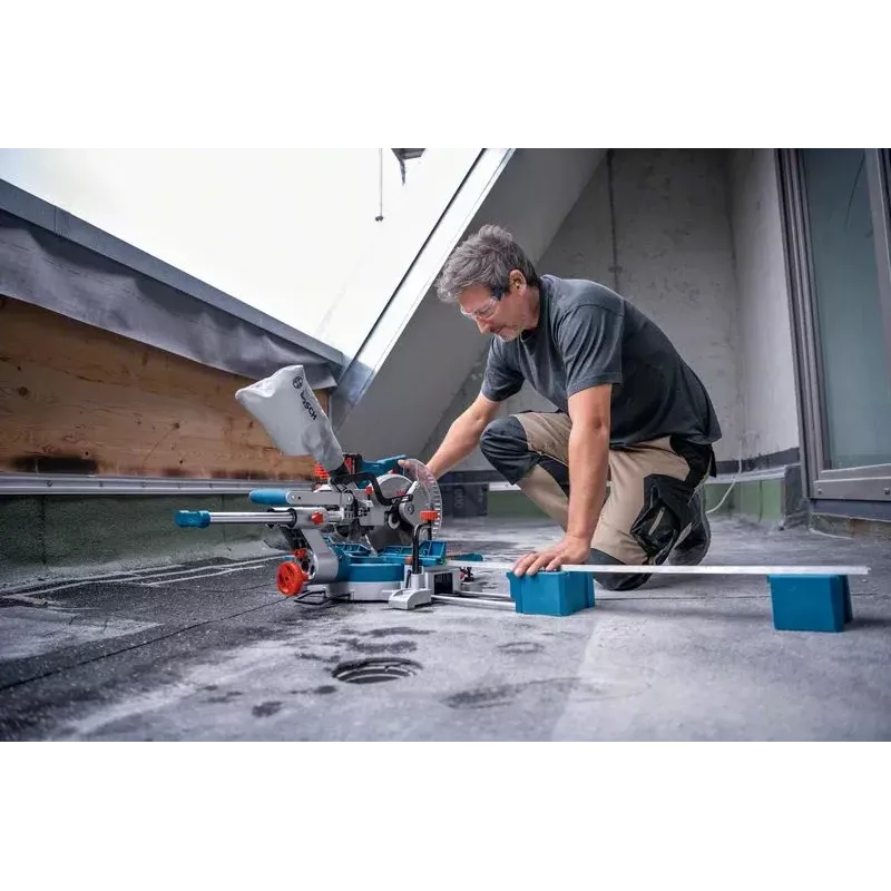 Bosch GCM 18V-216 D PROFESSIONAL belaidis pjūklas 5000 aps./min.