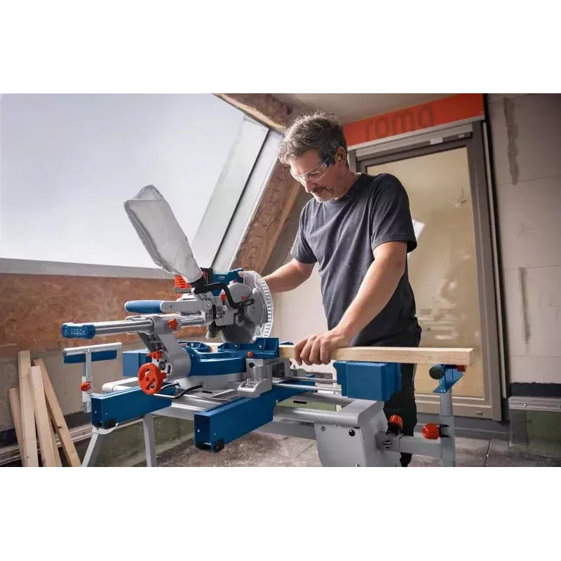 Bosch GCM 18V-216 D PROFESSIONAL belaidis pjūklas 5000 aps./min.
