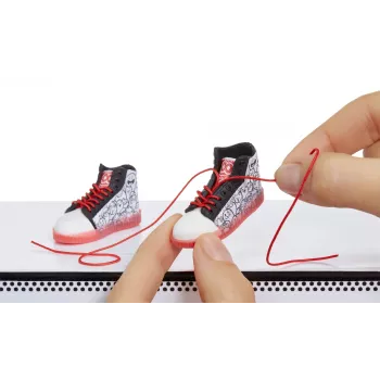 Miniverse Make It Mini Sneakers PDQ, 8 metų, Įvairiaspalvis, Plastikas