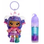 MGA Entertainment Yummiland Paslaptingas Lūpų Blizgesio Lėlė - Carly Cakepop