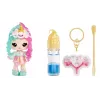 MGA Entertainment Yummiland paslaptingas lūpų blizgesio lėlė - Phoebe Frappe