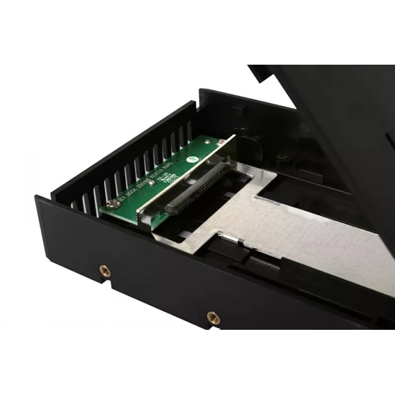 ICYDOCK EZConvert Light Weight 2,5 colio į 3,5 colio SATA SSD/HDD keitiklis / montavimo rinkinys - Ver.1