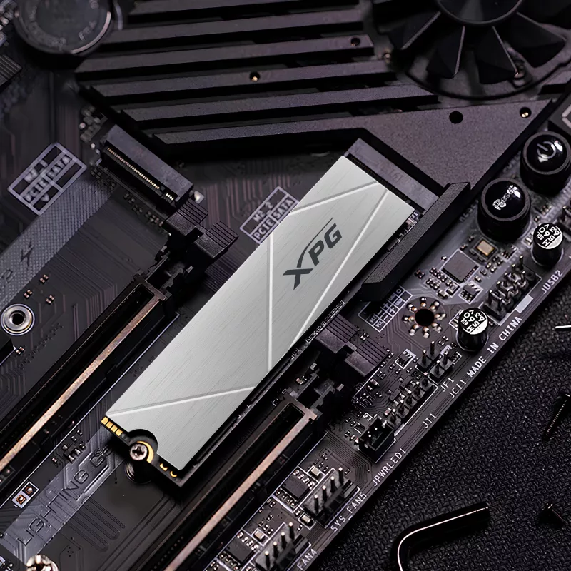 SSD diskas ADATA 512 GB M.2 PCI Express 4.0 NVMe GAMMIX S60